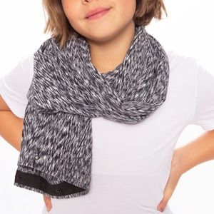 Ivivva Village chill scarf